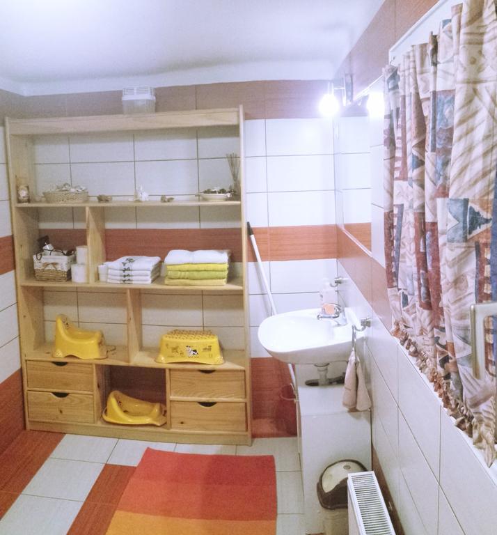 Virág Apartmanház Sopron Ngoại thất bức ảnh