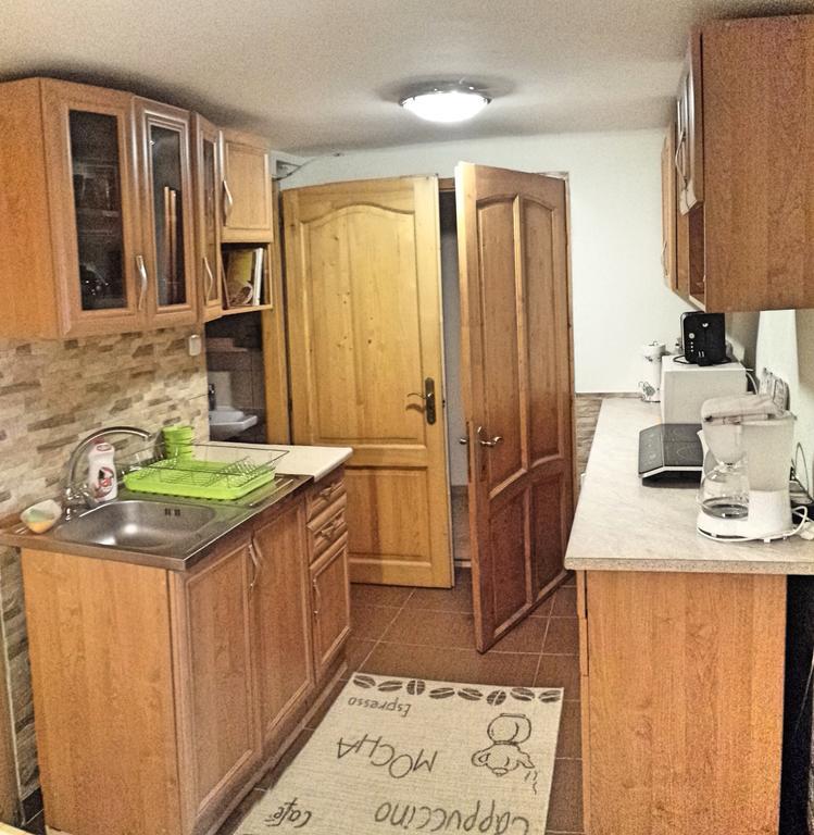 Virág Apartmanház Sopron Ngoại thất bức ảnh