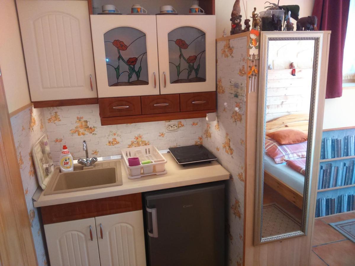 Virág Apartmanház Sopron Ngoại thất bức ảnh